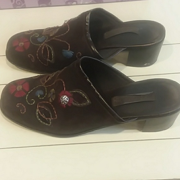 Brighton brown embroidered slip on size 9 - Picture 4 of 6